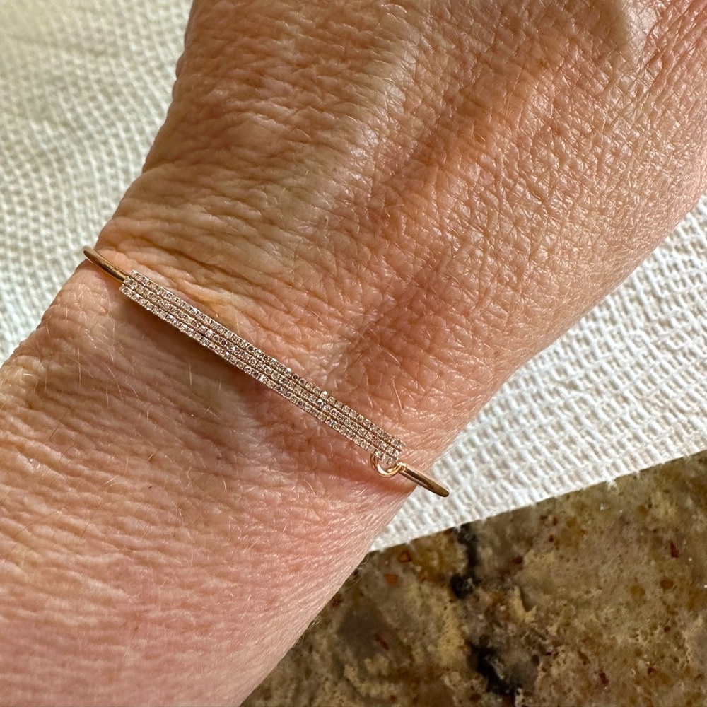 Rose Gold 14k Diamond Bar Bangle Bracelet